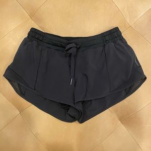 Lululemon shorts black size 6